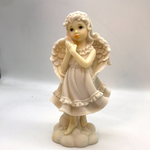 Lakeside Collections Other - Lakeside Collection Figurine (Little Angel Girl)